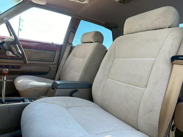 クラウン ロイヤルサルーン ベンツマスク MS106 修復歴無し 4Mエンジン フェンダーミラー クレーガーワイヤーホイール(21枚目)