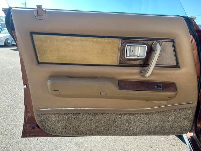 クラウン ロイヤルサルーン ベンツマスク MS106 修復歴無し 4Mエンジン フェンダーミラー クレーガーワイヤーホイール(32枚目)