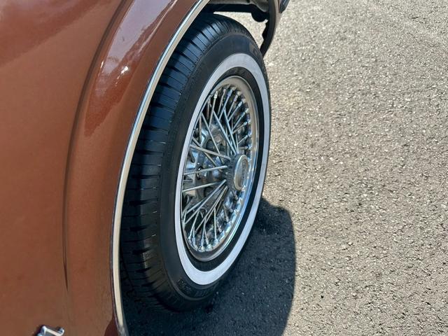 クラウン ロイヤルサルーン ベンツマスク MS106 修復歴無し 4Mエンジン フェンダーミラー クレーガーワイヤーホイール(46枚目)