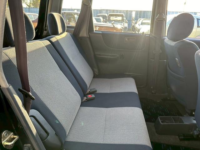 プレオ ＬＳリミテッド　純正５速　ＲＡ１　修復歴無し　走行６３０００キロ　１３インチアルミホイール　キーレス　ＥＴＣ　５ＭＴ　フロントフォグランプ（19枚目）