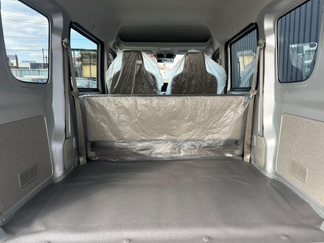 エブリイ PAリミテッド ハイルーフ 届出済み未使用車 両側スライドドア DA17V キーレス アイドリングストップ 横滑り防止装置 車線逸脱警報機能 衝突被害軽減ブレーキ(17枚目)