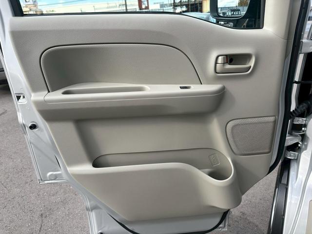 エブリイ PAリミテッド ハイルーフ 届出済み未使用車 両側スライドドア DA17V キーレス アイドリングストップ 横滑り防止装置 車線逸脱警報機能 衝突被害軽減ブレーキ(36枚目)