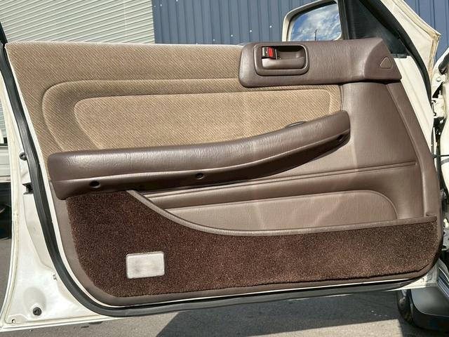 クレスタ スーパールーセント GX81 走行66000キロ 修復歴無し パールツートン 純正アルミホイール R134レトロフィット施工済 オートライト フロントフォグランプ(33枚目)