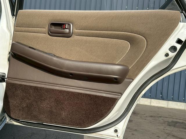 クレスタ スーパールーセント GX81 走行66000キロ 修復歴無し パールツートン 純正アルミホイール R134レトロフィット施工済 オートライト フロントフォグランプ(36枚目)