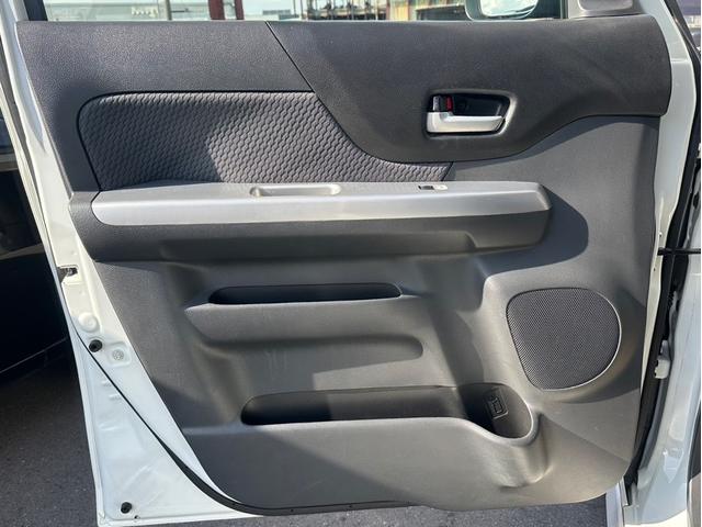 スペーシア Xリミテッド 車検令和9年8月 タイミングチェーン 両側パワスラ ドライブレコーダー プッシュスタート アイドリングストップ シートヒーター バックカメラ 電動格納ミラー オートライト 横滑り防止装置 MK32S(45枚目)