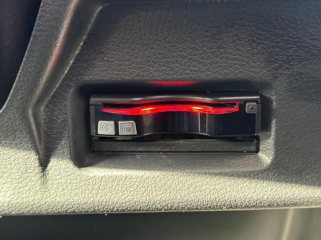 スペーシア Xリミテッド 車検令和9年8月 タイミングチェーン 両側パワスラ ドライブレコーダー プッシュスタート アイドリングストップ シートヒーター バックカメラ 電動格納ミラー オートライト 横滑り防止装置 MK32S(50枚目)