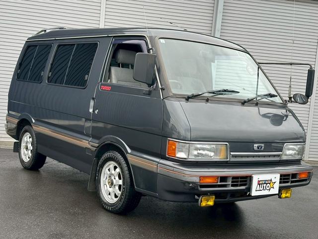 ボンゴワゴン ＧＳＸ　ディーゼルターボ　純正５速　回転シート　タイミングベルト交換ステッカー有り　修復歴無し　ＳＳＦ８Ｗ　１４インチアルミホイール　ＥＴＣ　５ＭＴ　マニュアル車　フロントフォグランプ（10枚目）