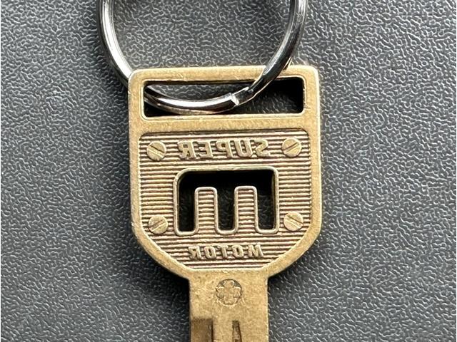 ボンゴワゴン ＧＳＸ　ディーゼルターボ　純正５速　回転シート　タイミングベルト交換ステッカー有り　修復歴無し　ＳＳＦ８Ｗ　１４インチアルミホイール　ＥＴＣ　５ＭＴ　マニュアル車　フロントフォグランプ（55枚目）