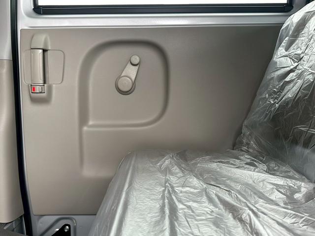 エブリイ ＰＣ　ハイルーフ　届出済未使用車　両側スライドドア　車検令和９年１２月　シートヒーター　キーレス　タイミングチェーン　横滑り防止装置　衝突被害軽減ブレーキ（38枚目）