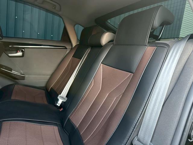 プリウス Ｓ　ハイブリッド　ＺＶＷ３０　タイミングチェーン　プッシュスタート　トミーカイラ１８インチアルミホイール　ナビ・ＴＶ　フロントフォグランプ（23枚目）