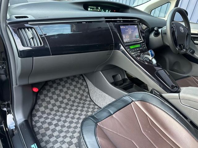 プリウス Ｓ　ハイブリッド　ＺＶＷ３０　タイミングチェーン　プッシュスタート　トミーカイラ１８インチアルミホイール　ナビ・ＴＶ　フロントフォグランプ（40枚目）