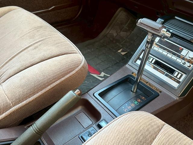 ギャラン・シグマ スーパーサルーンエクストラ　走行８１０００キロ　Ｅ１２Ａ　キャブレター　車検令和９年９月　フロアＡＴ　オルタネーター交換歴有り　サーモスタット交換歴有り　カセット再生可（32枚目）