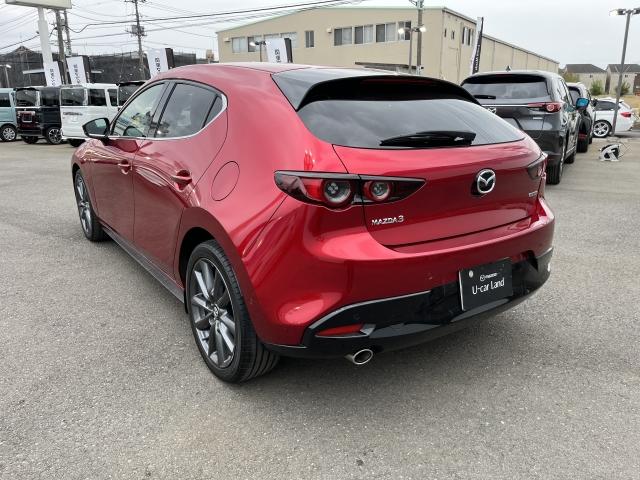 ＭＡＺＤＡ３ファストバック １．５　１５Ｓ　ツーリング　マツダコネクトナビ　３６０°ビューモニター＋ドライバーモニタリング　１８ＡＷ　ＣＤ／ＤＶＤプレーヤー＋地上デジタルチューナー（フルセグ）　イモビ　ブルートゥース　ＤＶＤ再生可　ＬＥＤランプ　クルコン（9枚目）