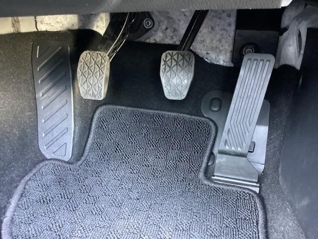 ロードスター １．５　Ｓ　レザーパッケージ　マツダコネクトナビ　シートヒーター　ＥＴＣ車載器　ＬＥＤヘッドライト　純正１６インチアルミ　ＬＥＤヘッドライト　オートクルーズコントロール　イモビライザー　キーフリー　ＵＳＢポート　ナビＴＶ　ＶＳＡ（34枚目）