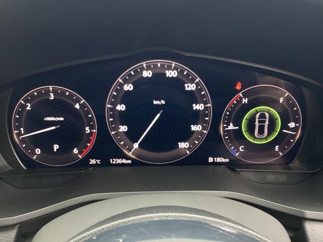 ＣＸ－６０ ３．３　ＸＤ　エクスクルーシブ　モード　ディーゼルターボ　４　ワンオーナー　ＢＯＳＥサウンド　２カメラドライブレコーダー　ＥＴＣ２．０　ドライバー異常時対応システム　レーンキープアシスト　３６０°ビューモニター　１２．３インチセンターディスプレイ　運転席・助手性（3枚目）