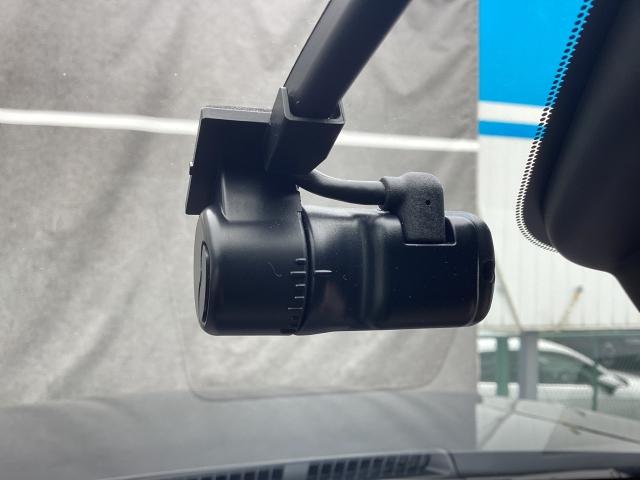 ＣＸ－６０ ３．３　ＸＤ　エクスクルーシブ　モード　ディーゼルターボ　４　ワンオーナー　ＢＯＳＥサウンド　２カメラドライブレコーダー　ＥＴＣ２．０　ドライバー異常時対応システム　レーンキープアシスト　３６０°ビューモニター　１２．３インチセンターディスプレイ　運転席・助手性（25枚目）