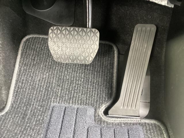 ＭＡＺＤＡ２ １．５　１５ＢＤ　ｉ　セレクション　ＡＴ誤発進抑制制御　スマートブレーキサポートシステム（ＳＣＢＳ）　３６０度ビューモニター　ハイビームコントロール　ＤＳＣ　Ｂｌｕｅｔｏｏｔｈ　ＥＴＣ　（34枚目）