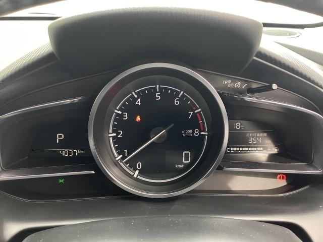 MAZDA2 1.5 15BD 4WD LEDヘッドライト イモビライザー Bluetooth レーダークルーズコントロール ハイビームコントロール SCBC レーンキープアシスト 車線逸脱警報システム ブライングスポットモニタリング(BS(3枚目)