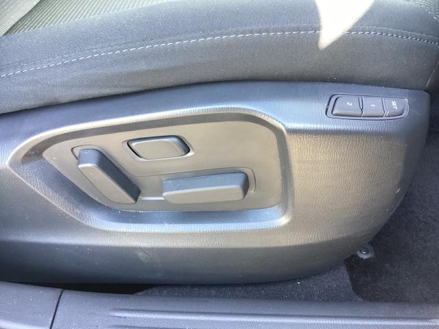 ＣＸ－５ ２．０　２０Ｓ　プロアクティブ　ワンオーナー　スマートブレーキサポート（ＳＢＳ）　レーンキープアシスト　クルージングトラフィックサポート（ＣＴＳ）　アダプティブＬＥＤヘッドライト　車線逸脱警報システム　ワイヤレス」スマートフォン充電（8枚目）