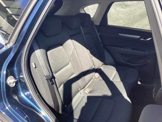 ＣＸ－５ ２．０　２０Ｓ　プロアクティブ　ワンオーナー　スマートブレーキサポート（ＳＢＳ）　レーンキープアシスト　クルージングトラフィックサポート（ＣＴＳ）　アダプティブＬＥＤヘッドライト　車線逸脱警報システム　ワイヤレス」スマートフォン充電（10枚目）