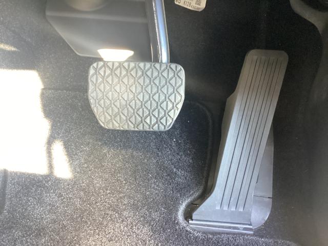 ＣＸ－５ ２．０　２０Ｓ　プロアクティブ　ワンオーナー　スマートブレーキサポート（ＳＢＳ）　レーンキープアシスト　クルージングトラフィックサポート（ＣＴＳ）　アダプティブＬＥＤヘッドライト　車線逸脱警報システム　ワイヤレス」スマートフォン充電（34枚目）