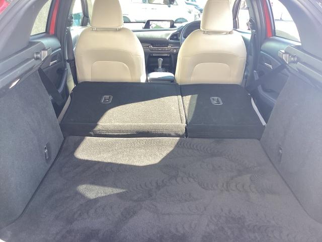 ＣＸ－３０ ２．０　２０Ｓ　プロアクティブ　ツーリングセレクション　衝突被害軽減ブレーキ　ＡＴ誤発進抑制制御　レーダークルーズコントロール　３６０度モニター　パワーシート　シートヒーター　ステアリングヒーター　ルーフレール　レーダークルーズＣ　車線逸脱防止　ナビＴＶ（12枚目）