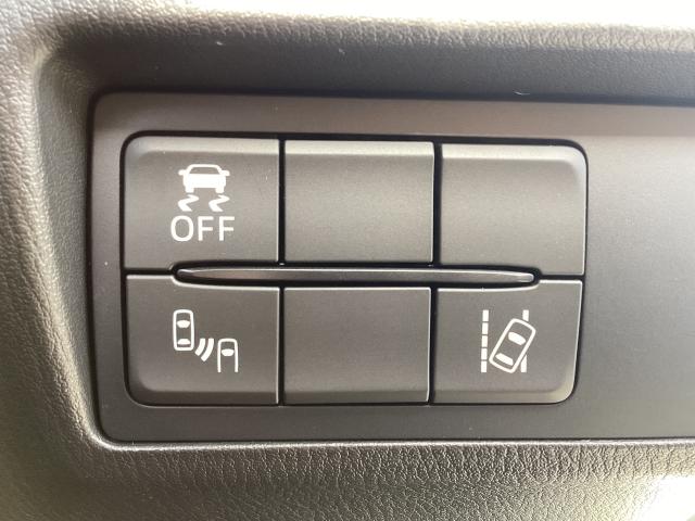 ロードスター １．５　Ｓ　スペシャルパッケージ　衝突被害軽減ブレーキ　ハイビームコントロール　ＢＯＳＥサウンド　Ｗエアバック　ブルートゥース　アドバンスドキー　１オーナー　地デジ　盗難防止装置　パワステ　ナビＴＶ　衝突安全ボディ　点検記録簿　ＡＢＳ（6枚目）