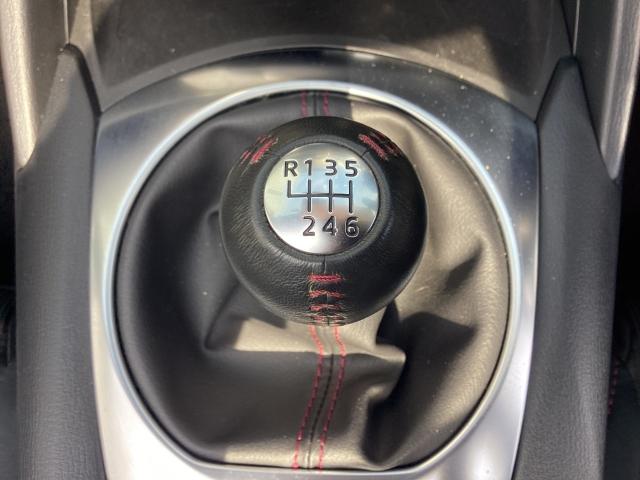 ロードスター １．５　Ｓ　スペシャルパッケージ　衝突被害軽減ブレーキ　ハイビームコントロール　ＢＯＳＥサウンド　Ｗエアバック　ブルートゥース　アドバンスドキー　１オーナー　地デジ　盗難防止装置　パワステ　ナビＴＶ　衝突安全ボディ　点検記録簿　ＡＢＳ（21枚目）