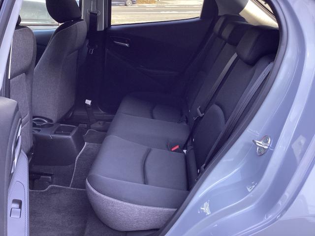 MAZDA2 1.5 15BD 4WD 地デジチューナー 360°カメラ アダプティブクルーズコントロール 衝突軽減ブレーキ コーナーセンサー LEDライト Bluetoothオーディオ レーンキープアシスト アイドリングストップ 4WD(10枚目)