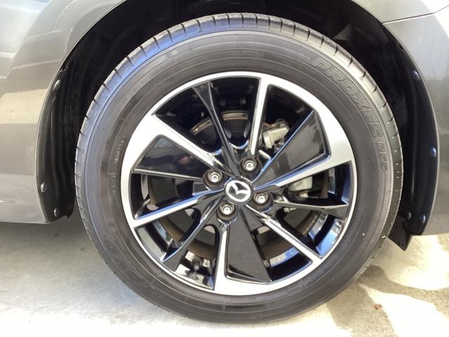 MAZDA2 1.5 15スポルト 360度ビュー 6MT 車線逸脱警報システム AUX ドラレコ ETC車載器 フルセグ レーダークルーズコントロール USB ワンオーナ DVD アイドリングストップ オートハイビーム スマートキー(31枚目)