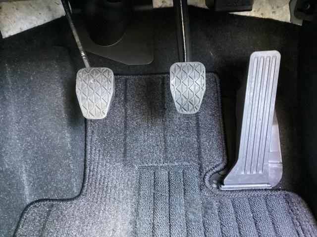 MAZDA2 1.5 15スポルト 360度ビュー 6MT 車線逸脱警報システム AUX ドラレコ ETC車載器 フルセグ レーダークルーズコントロール USB ワンオーナ DVD アイドリングストップ オートハイビーム スマートキー(34枚目)