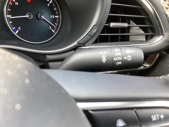 ＭＡＺＤＡ３ファストバック ２．０　２０Ｓ　プロアクティブ　ツーリング　セレクション　８．８インチセンターディスプレイ　３６０度ビューモニター　ＡＴ誤発進抑制制御　車線逸脱警報　ブラインドスポットモニタリング　カープレイ対応　３６０度ビュー　クルコン　Ｐシート　フルセグＴＶ　キーレス（24枚目）