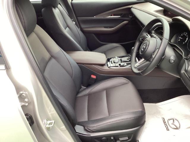 ＣＸ－３０ ２．０　２０Ｓ　ツーリング　２０Ｓ　ＴＲＧ　本革シート　３６０度ビュー　デモカー　衝突軽減ブレーキ　アルミホイール　クリアランスソナー　フルセグＴＶ　レーダークルーズ　パワーシート　オートライト　オートマチックハイビーム　ＥＴＣ（7枚目）