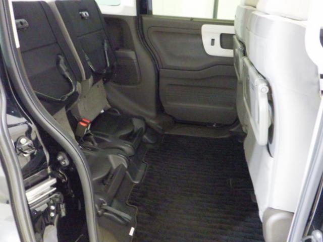 Ｎ－ＢＯＸ Ｇ・Ｌターボホンダセンシング　禁煙ワンオーナー車　純正９インチ大画面ナビ　フィウルセグＴＶ　Ｂｌｕｅｔｏｏｔｈオーディオ　リアカメラ　ＥＴＣ　両側電動スライドドア　前後ドライブレコーダー　シートヒーター　スマートキー（12枚目）