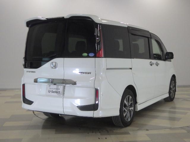 ステップワゴンスパーダ スパーダホンダセンシング　ワンオーナー　純正用品ナビ　リアカメラ　フルセグ　ミュージックラック　Ｂｌｕｅｔｏｏｔｈ　アップルカープレイ　ＣＤ／ＤＶＤ　ルーフモニター　ＥＴＣ　両側電動スライドドア　わくわくゲート　リアＰセンサー（5枚目）