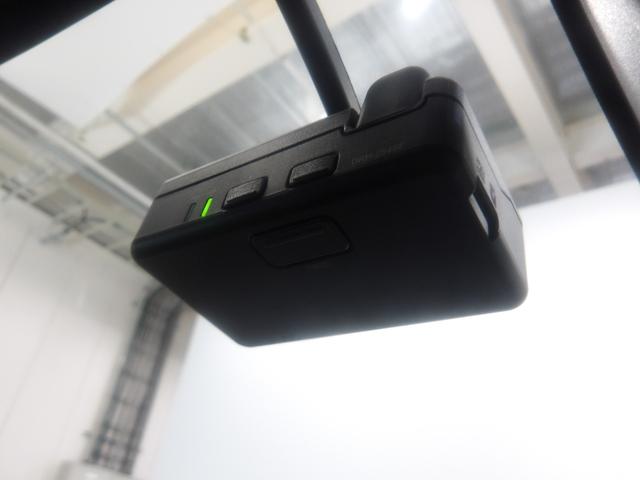 ヴェゼル ｅ：ＨＥＶＸ・ＨｕＮＴパッケージ　ホンダセンシング　サイド／サイドカーテンエアバッグ　純正９インチコネクトナビ　フルセグＴＶ　Ｂｌｕｅｔｏｏｔｈ　ＵＳＢ　リアカメラ　前後Ｐセンサー　ＥＴＣ　パドルシフト　スマートキー　当社元禁煙試乗車（4枚目）