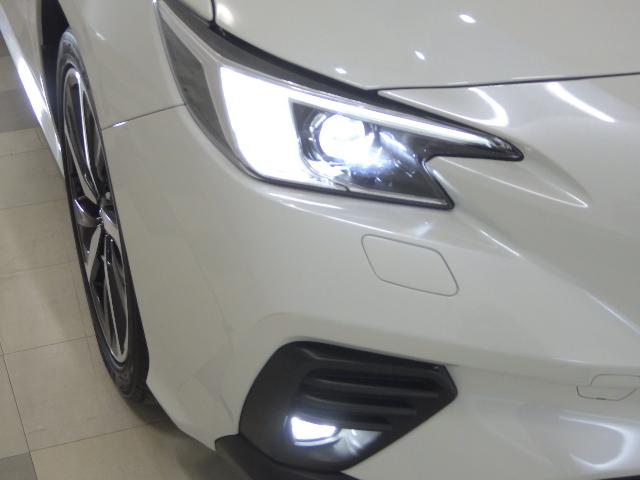 レヴォーグ ＧＴ－ＨＥＸ　ＡＷＤ　禁煙ワンオーナー　アイサイト　センターインフォメーションディスプレイ　Ｒカメラ　Ｂｌｕｅｔｏｏｔｈオーディオ　フルセグ　ＵＳＢ　　ＶＳＡ　左サイドカメラ　パワーテールゲート　前後Ｐセンサー（24枚目）
