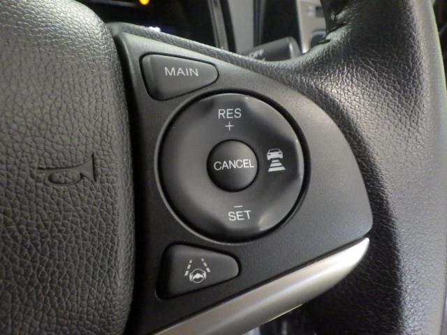 シャトル ハイブリッドXホンダセンシング 禁煙ワンオーナー 純正用品ナビ リアカメラ フルセグ ミュージックラック Bluetoothオーディオ DVD プラズマエアコン シートヒーター パドルシフト LED フォグ ETC 革巻きハンドル(2枚目)