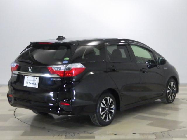 シャトル ハイブリッドXホンダセンシング 禁煙ワンオーナー 純正用品ナビ リアカメラ フルセグ ミュージックラック Bluetoothオーディオ DVD プラズマエアコン シートヒーター パドルシフト LED フォグ ETC 革巻きハンドル(19枚目)