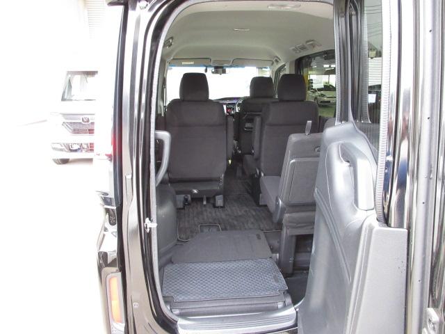 ステップワゴンスパーダ スパーダホンダセンシング 禁煙車 センシング6SRS 純10インチナビ マルチビュー Bluetoothオーディオ ミュージックラック USB HDMI DVD 両パワスラ LED ETC パーキングアシスト VSA パドル(21枚目)