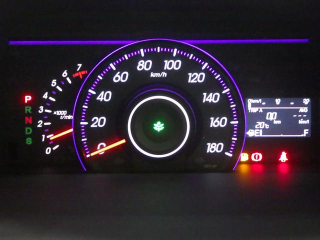 ステップワゴンスパーダ Ｓ　禁煙車　社外ナビ　リアカメラ　社外天吊モニター　フルセグ　ＳＤ　ＤＶＤ　両パワスラ　パドル　革ハンドル　ＥＣＯＮ　ＨＩＤ　フォグ　ＥＴＣ　社外前後ドラレコ　純正１６インチアルミ　スマートキー　１オナ（12枚目）