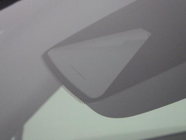 フィット e:HEVホーム 禁煙 元試乗車 センシング6SRS 9インチコネクトナビ リアカメラ フルセグ ミュージックラック Bluetoothオーディオ USB SD LED ETC 前後誤発進抑制機能 助手席エアバッグ(8枚目)