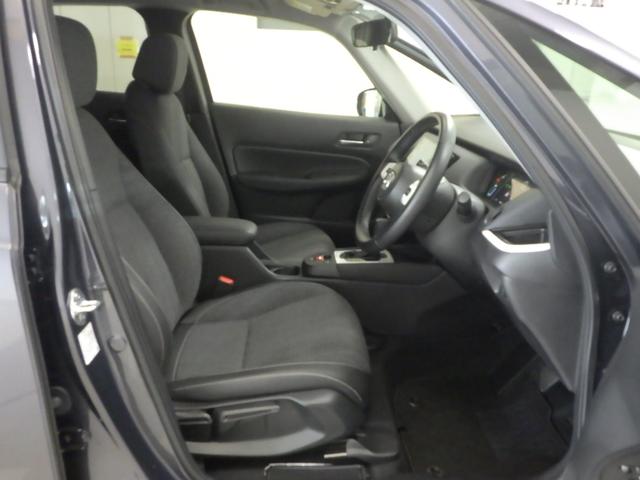 フィット e:HEVホーム 禁煙 元試乗車 センシング6SRS 9インチコネクトナビ リアカメラ フルセグ ミュージックラック Bluetoothオーディオ USB SD LED ETC 前後誤発進抑制機能 助手席エアバッグ(15枚目)