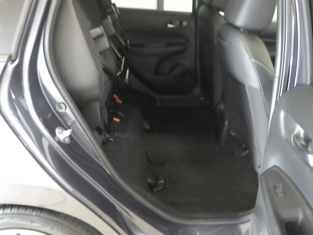 フィット e:HEVホーム 禁煙 元試乗車 センシング6SRS 9インチコネクトナビ リアカメラ フルセグ ミュージックラック Bluetoothオーディオ USB SD LED ETC 前後誤発進抑制機能 助手席エアバッグ(17枚目)