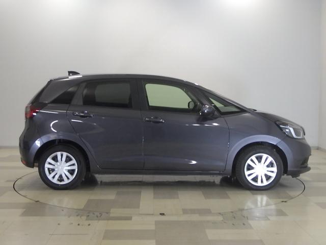 フィット e:HEVホーム 禁煙 元試乗車 センシング6SRS 9インチコネクトナビ リアカメラ フルセグ ミュージックラック Bluetoothオーディオ USB SD LED ETC 前後誤発進抑制機能 助手席エアバッグ(23枚目)