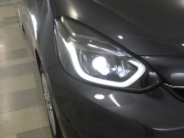 フィット e:HEVホーム 禁煙 元試乗車 センシング6SRS 9インチコネクトナビ リアカメラ フルセグ ミュージックラック Bluetoothオーディオ USB SD LED ETC 前後誤発進抑制機能 助手席エアバッグ(26枚目)