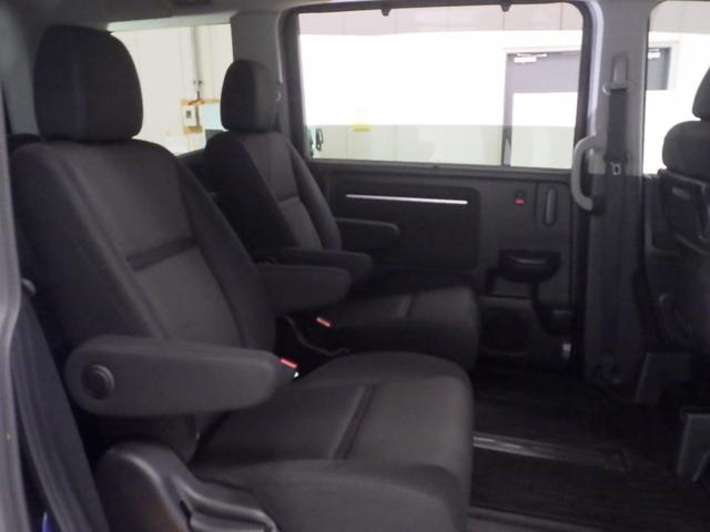 ステップワゴンスパーダ スパーダホンダセンシング　禁煙　センシング　サイドＳＲＳなし　純９インチナビ　リアカメラ　天吊モニタ　ミュージックラック　Ｂｌｕｅｔｏｏｔｈオーディオ　ＵＳＢ　ＨＤＭＩ　ＳＤ　ＤＶＤ　両パワスラ　ＬＥＤ　ＥＴＣ　ヒーテッドミラ（15枚目）