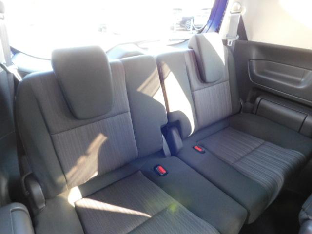 フリード G 禁煙車 Bluetooth対応 純正メモリーナビ フルセグ DVD/CD ETC リアカメラ VSA スマートキー 左側電動スライドドア 片側電動両側スライドドア 記録簿 3列シート パワーウインドウ(18枚目)