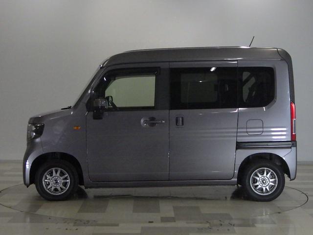 Ｎ－ＶＡＮ＋スタイル ファン　ホンダセンシング　Ｂｌｕｅｔｏｏｔｈ対応　メモリーナビ　リアカメラ　オールシーズンタイヤ　ルーフコンソールＢＯＸ　ＬＥＤ　ＥＴＣ　スマートキー　録音機能付きＣＤ　追突軽減ブレーキ　Ｂカメ　キーフリー（10枚目）
