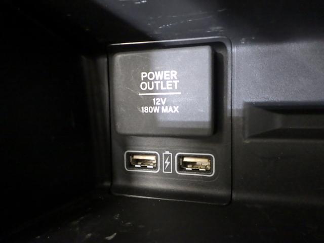 Ｎ－ＶＡＮ＋スタイル ファン　ホンダセンシング　Ｂｌｕｅｔｏｏｔｈ対応　メモリーナビ　リアカメラ　オールシーズンタイヤ　ルーフコンソールＢＯＸ　ＬＥＤ　ＥＴＣ　スマートキー　録音機能付きＣＤ　追突軽減ブレーキ　Ｂカメ　キーフリー（19枚目）